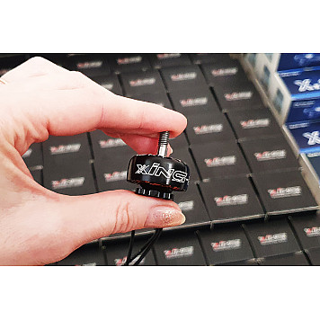 Мотор iFlight XING-E Pro 2207 1800KV 2-6S-4