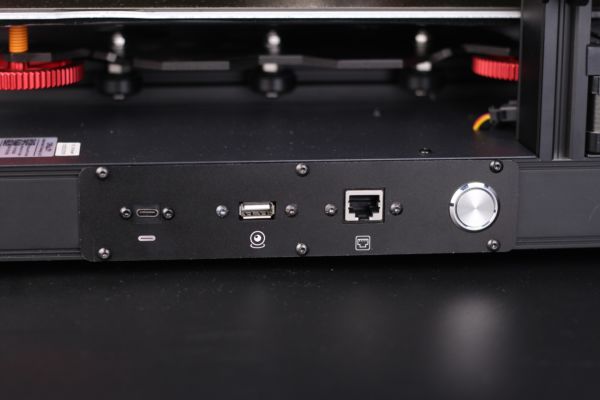 Creality CR-10 Smart Pro имеет порты: Type C,USB-A, RJ-45. - купить 3д принтер в Украине Киеве